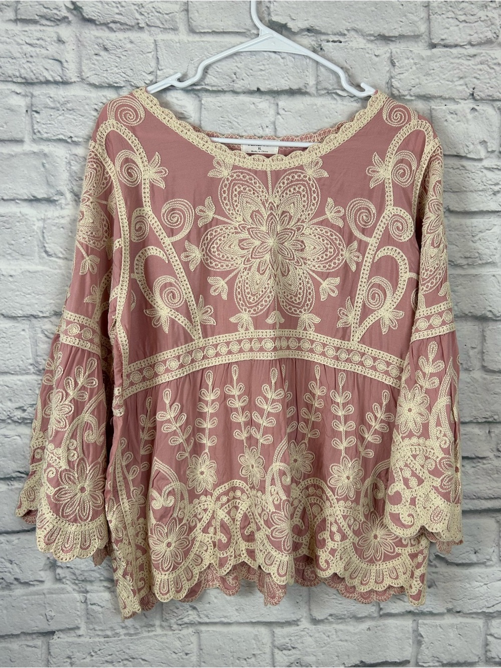 Kindred XL Dusty Rose Cream Embroidered Floral Bell Sleeve Boho Blouse Top